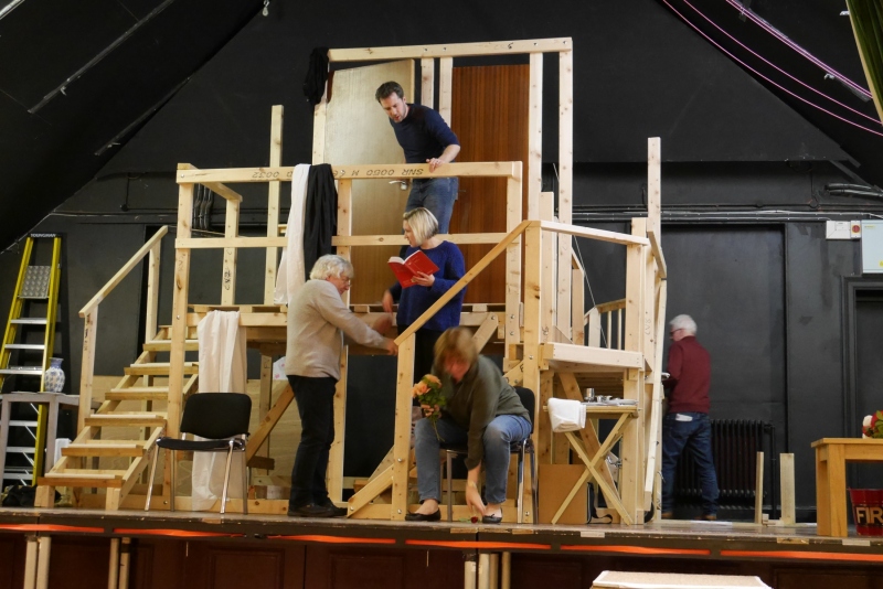 Noises Off